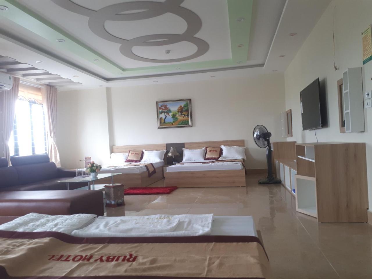 Ruby Hotel Vinh Yen Екстер'єр фото