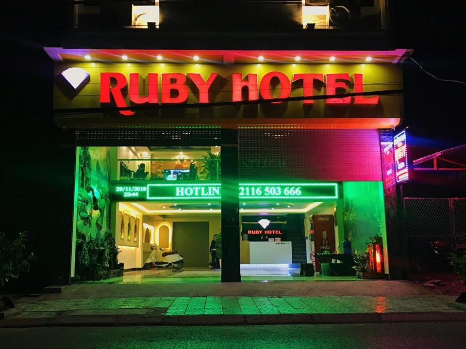 Ruby Hotel Vinh Yen Екстер'єр фото