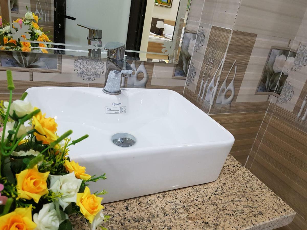 Ruby Hotel Vinh Yen Екстер'єр фото